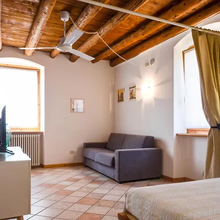 Le Ginestre * Lazise