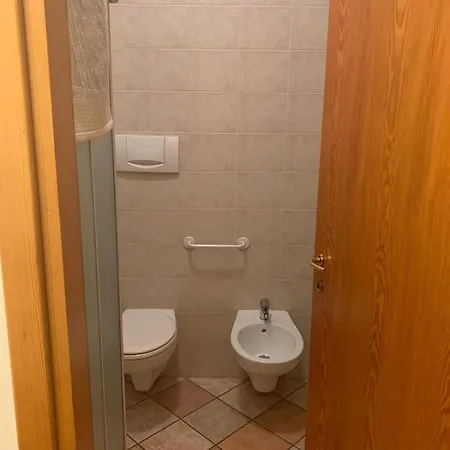 Le Ginestre ラツィーゼ