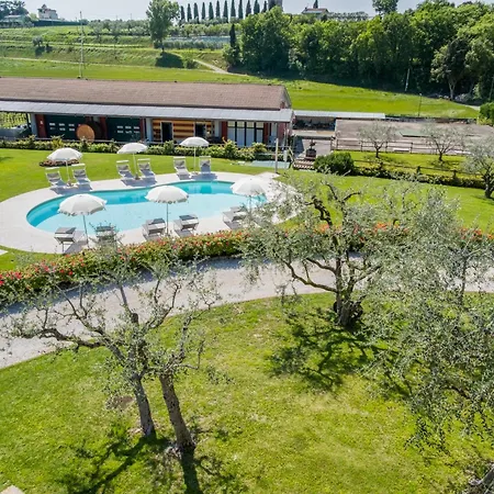 Le Ginestre Apartament